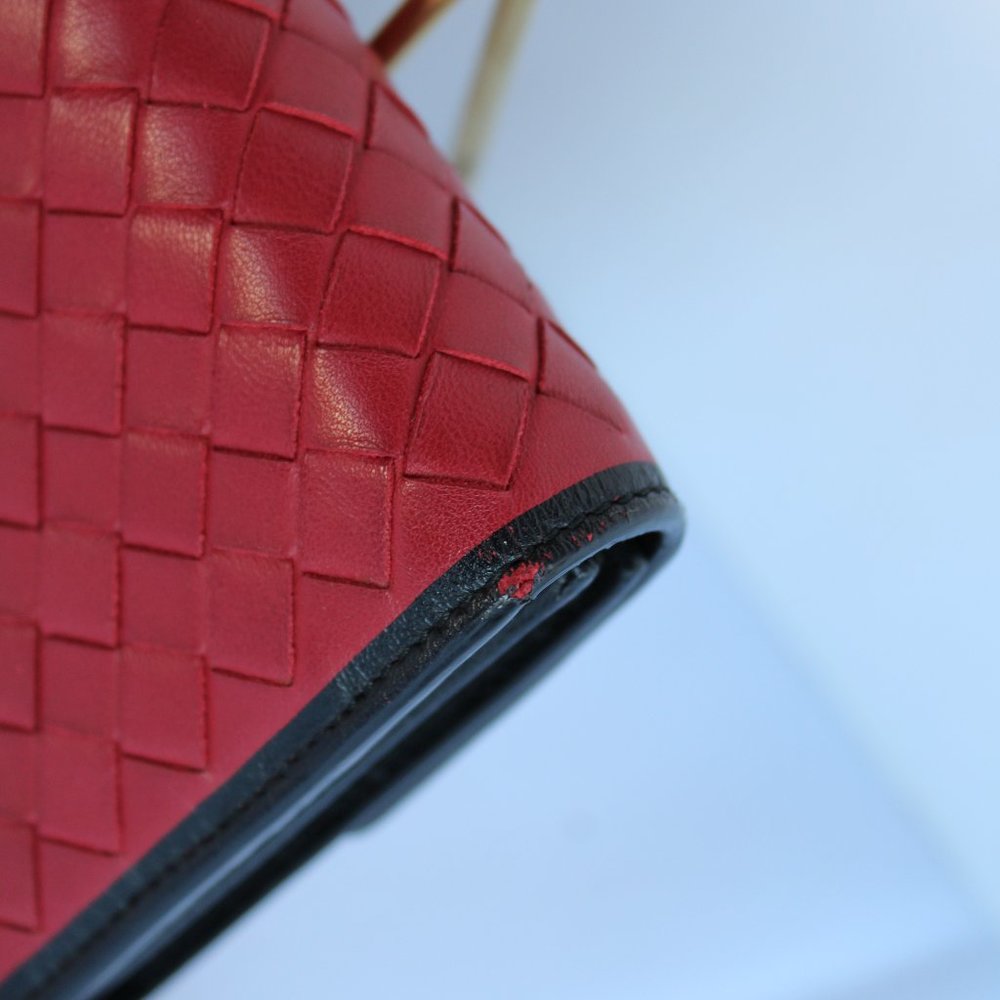 Bottega Veneta - Red Flap Wallet - Picture 7 of 16
